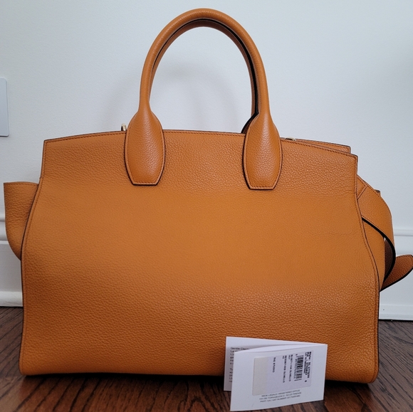 Salvatore Ferragamo The Studio Soft Bag Olivello - Picture 2 of 15